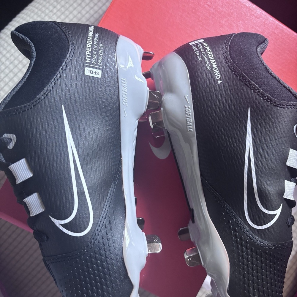 NEW Nike React Hyperdiamond 4 Elite Metal Womens Softball Cleats, Black Size 7.5 - Picture 4 of 7